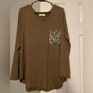 Zenana Dress shirt with pocket